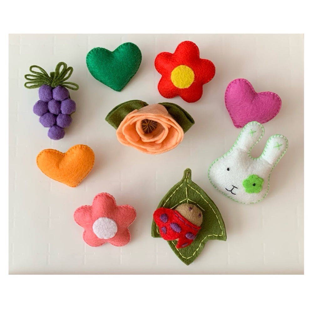 Handmade Heart/Flower/Grape/Rabbit Felt Pin/brooch NWOT